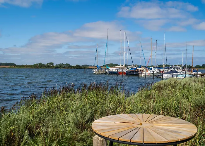 Haeuschen Mit Privatem Schleizugang Casa vacanze Maasholm
